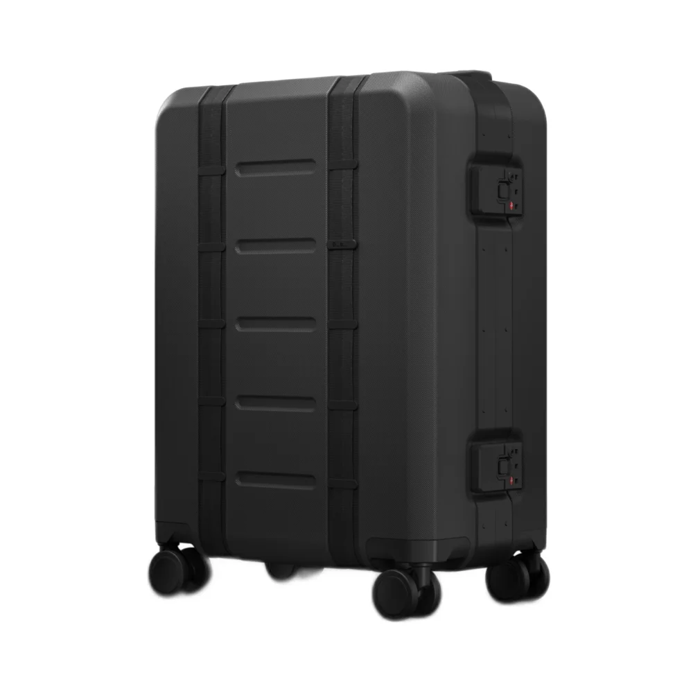 Ramverk Pro Carry-on Black Out